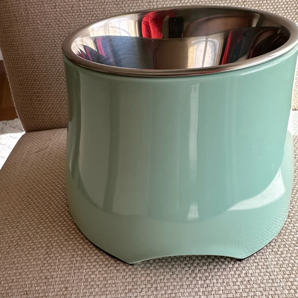 Pet Dish - Elevated Pet Dish - Small/Medium Dog